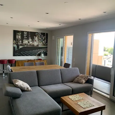 Penthouse Mit Alpenblick * Friedrichshafen