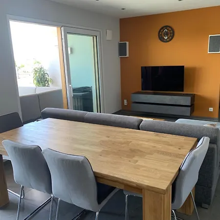 Penthouse Mit Alpenblick *