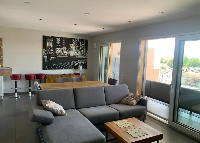 Penthouse Mit Alpenblick * Friedrichshafen